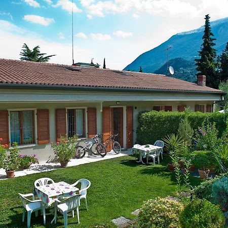 Casa Facchinetti Yellow Apartment Malcesine Kültér fotó