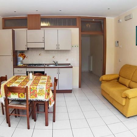 Casa Facchinetti Yellow Apartment Malcesine Kültér fotó